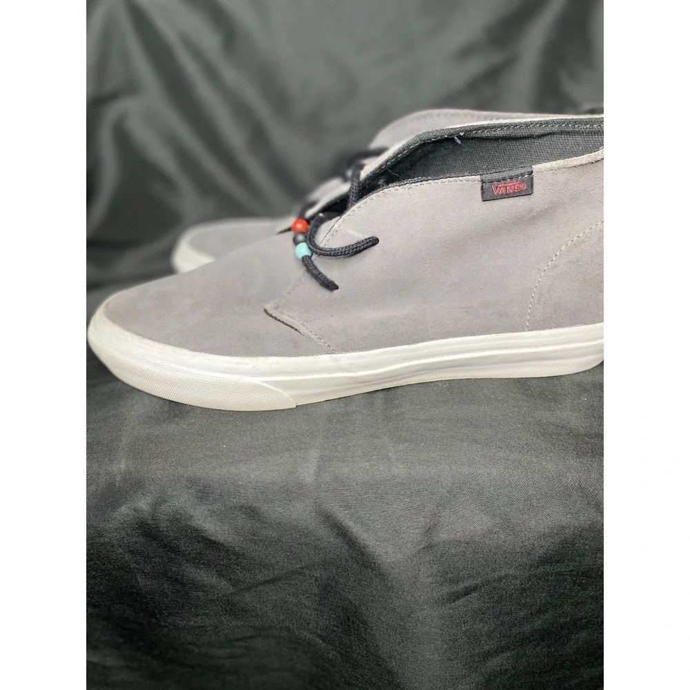 Vans Gray Suede Chukka Mid Red Sole Tribal Heel Tape Mens Size 7